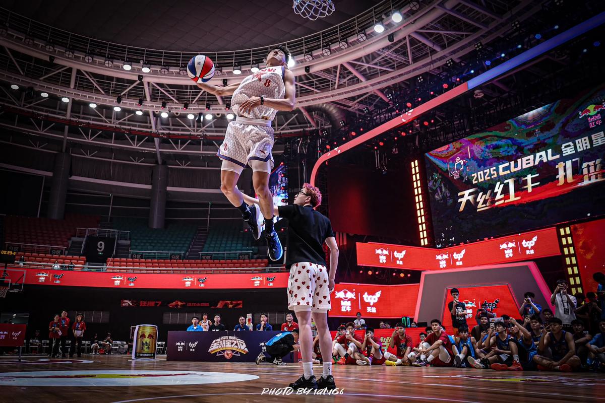 CUBAL女篮-深圳大学40分大胜井冈山大学 林舒婷10分钟10分5断