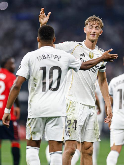 阿斯报：皇马的态度非常明确，决不允许穆尼奥斯加盟巴萨