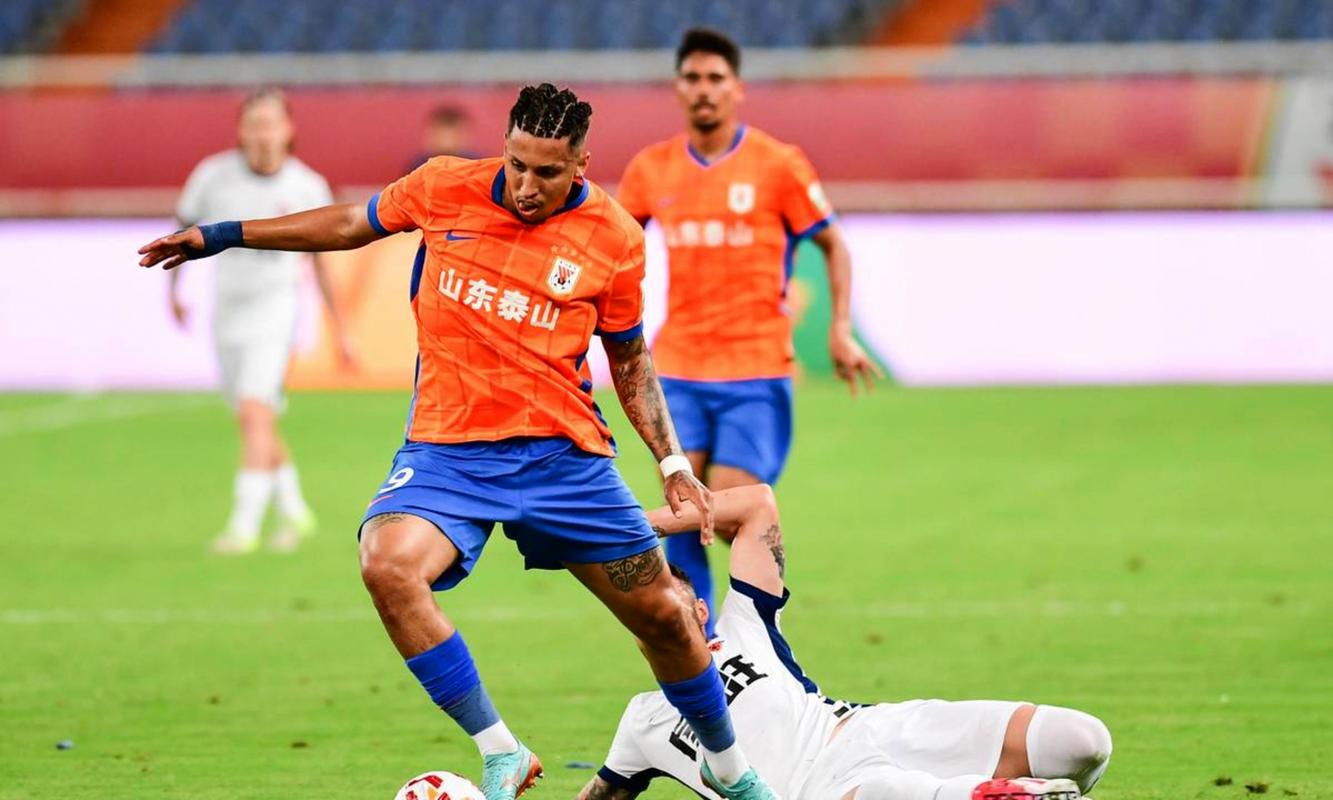 鲁媒：泰山队止连败看到变化，进攻无克雷桑还要解难题