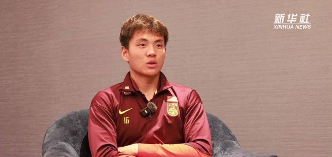 下赛季将加盟巴萨梯队!中国小将李昊炎对阵西班牙人包办队内两球