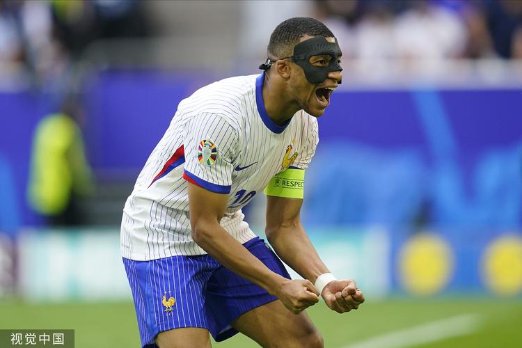 阿斯报：姆巴佩将首发出战拜仁，他不会佩戴面具