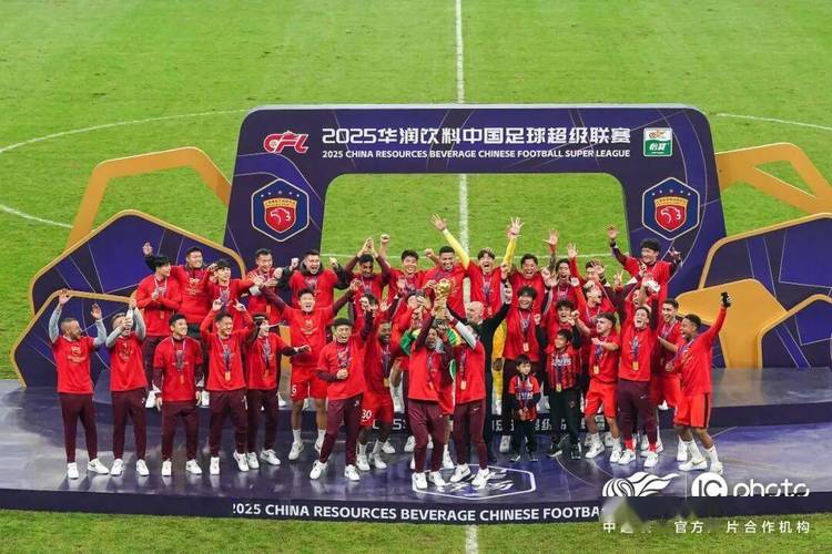 朱艺:本轮中超现场观众总人数264872人,排中超历史单轮第3位