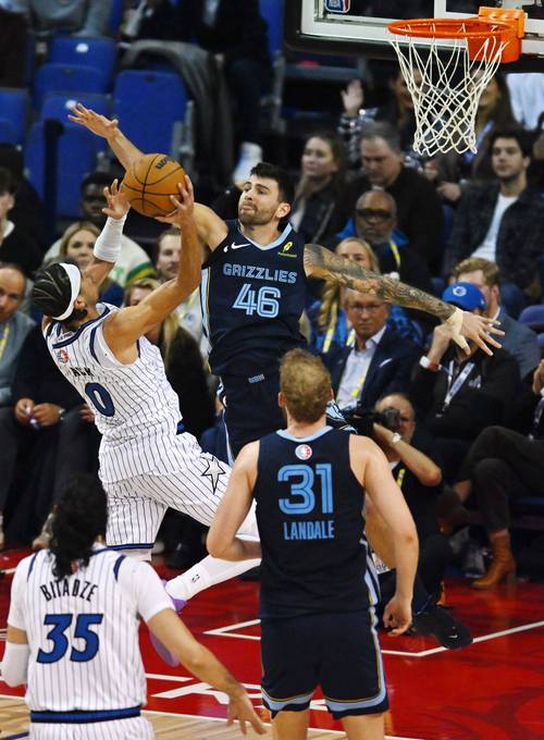 状元！班凯罗失误打铁不断 22中7拿23分10板11助6失误 三分5中0