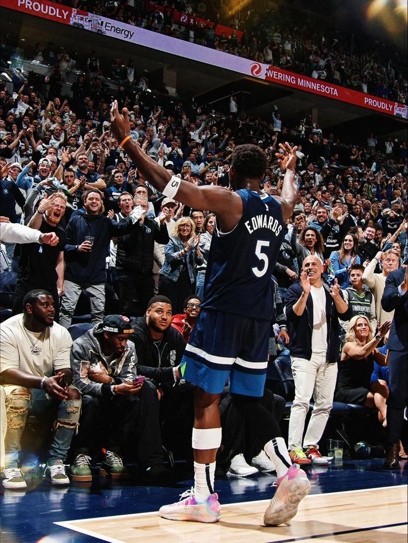 遗憾错失评奖!爱德华兹本赛季出战61场 场均28.8分5板3.7助