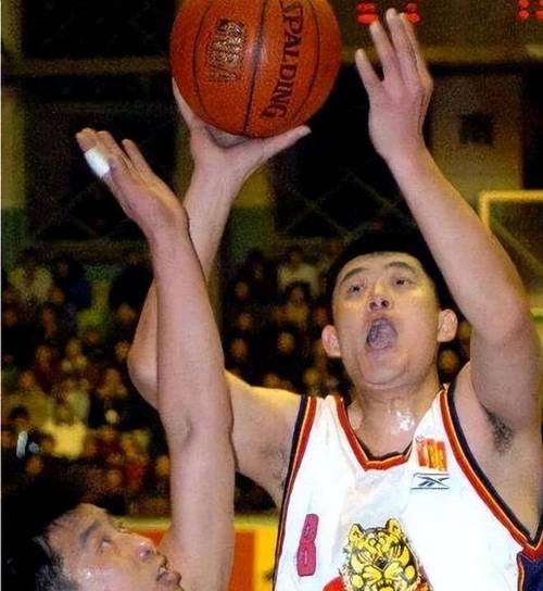 孙军:中国篮球名人堂不只是荣誉更是责任 要为年轻球员搭好桥梁