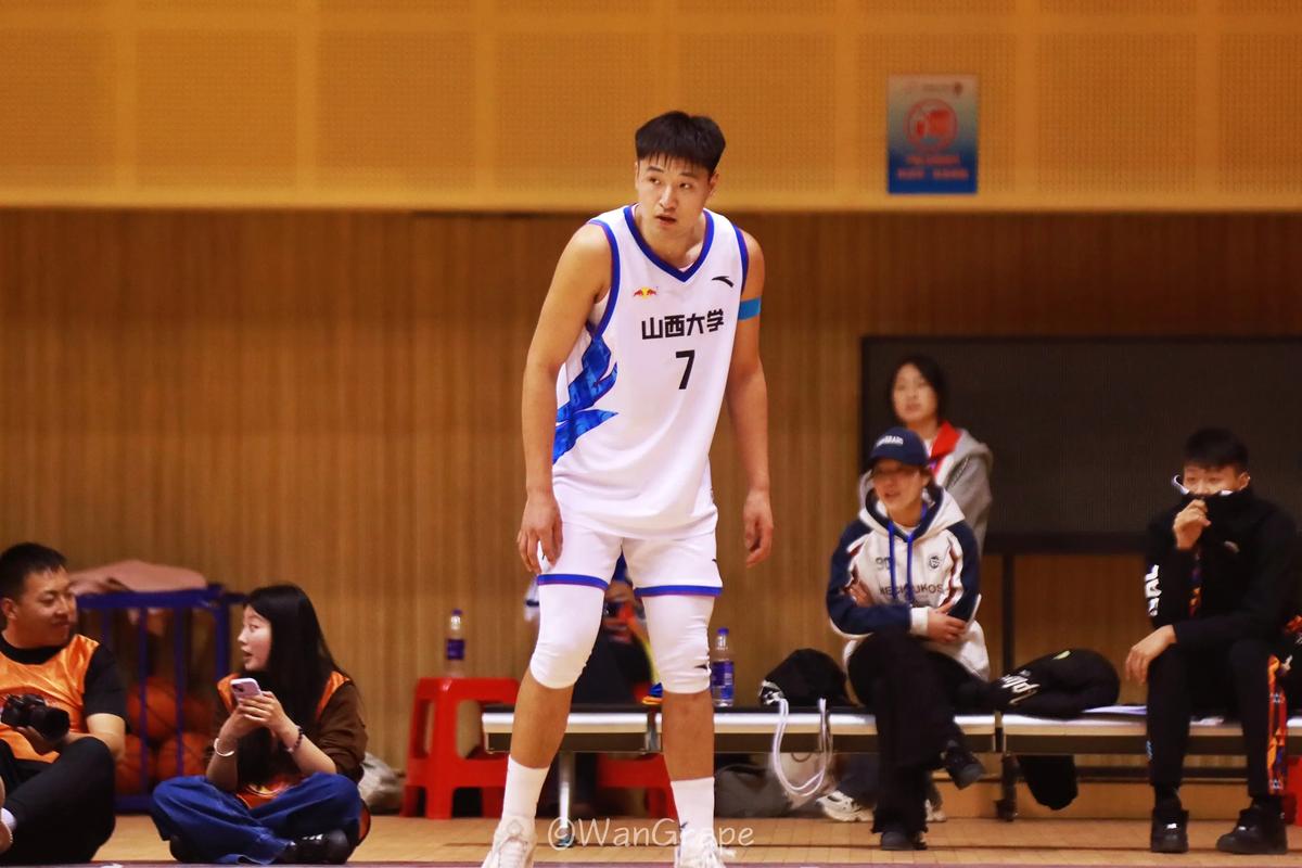 CUBAL-浙江大学47分大胜海南师大 刘凯博28+9 林峥24分