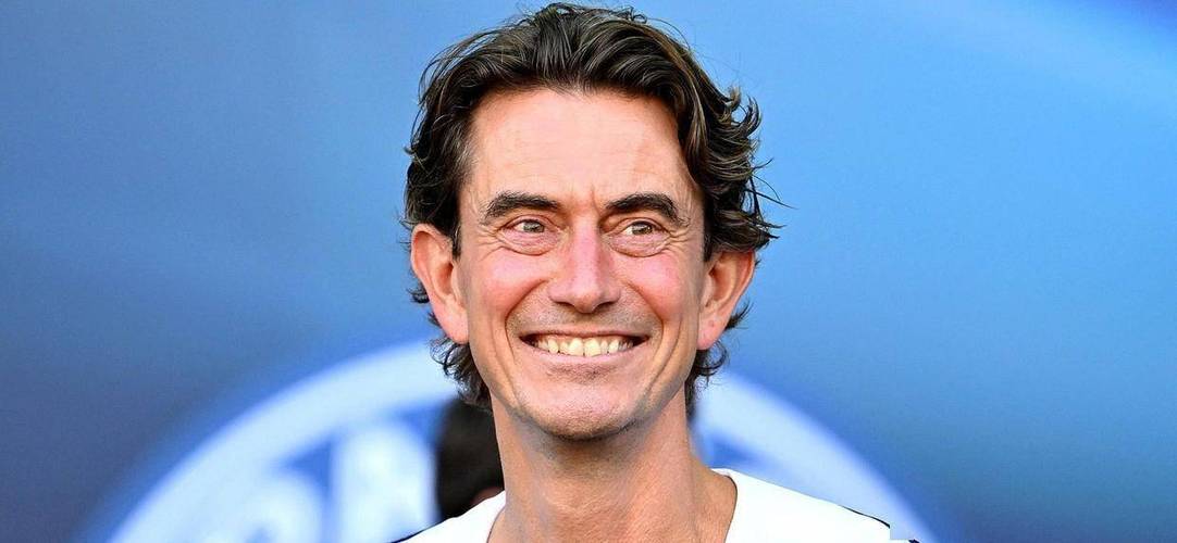 弄伤热刺/阿根廷后防大将!布罗比社媒遭种族歧视,猴子表情刷屏