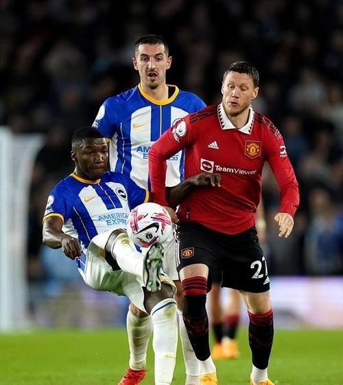 回应蓉城球迷投诉!黄健翔解释:解说分工不同 我当的是分析讲解