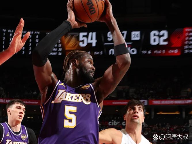 詹杜库威等宿敌渐凋零&谁来接班?东契奇vs塔图姆引领新黄绿大战