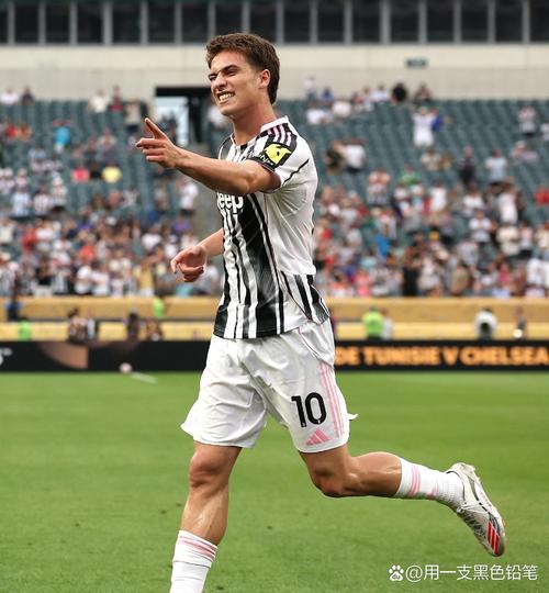 罗马诺:贡萨洛·加西亚很可能今夏离开皇马,科莫1月就有意引进