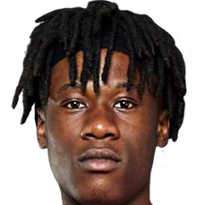 罗马诺:卡马文加没有表达离队意愿,他希望留在皇马为位置而战