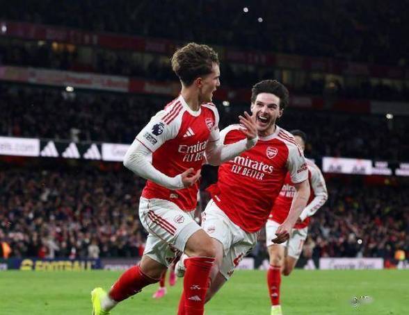 给他玩明白了？拜仁开始运作今夏签戈登！复刻两年前奥利塞交易？