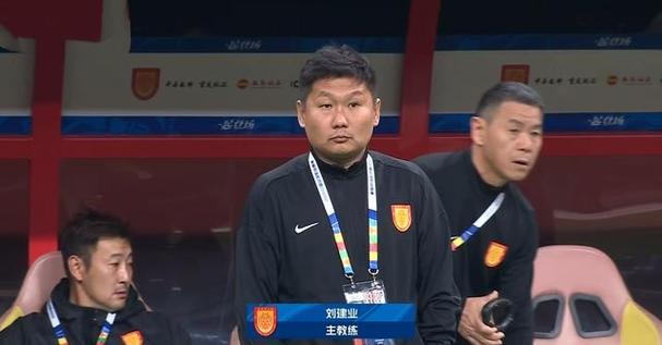 有效果!刘建业赛前更衣室讲话:这个守门员容易脱手,注意补射