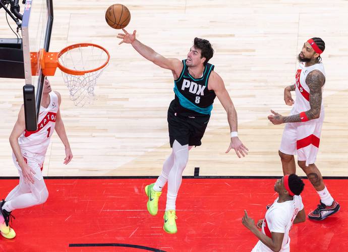 美职篮东部季后赛前瞻:猛龙锋线绞杀 骑士双核控场