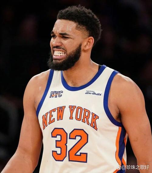 帕森斯:预测尼克斯2-4老鹰 那样肯定会唐斯换字母 锡伯杜爽死了