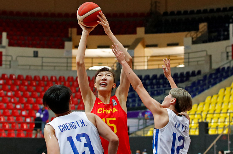 CUBAL女篮-江西师大轻取安徽师大 许岚清14+8 王妮妮16+5