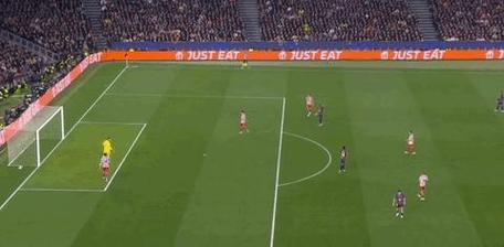 弗里克:不想谈论判罚 球员们需要在心态和能力上迈出下一步