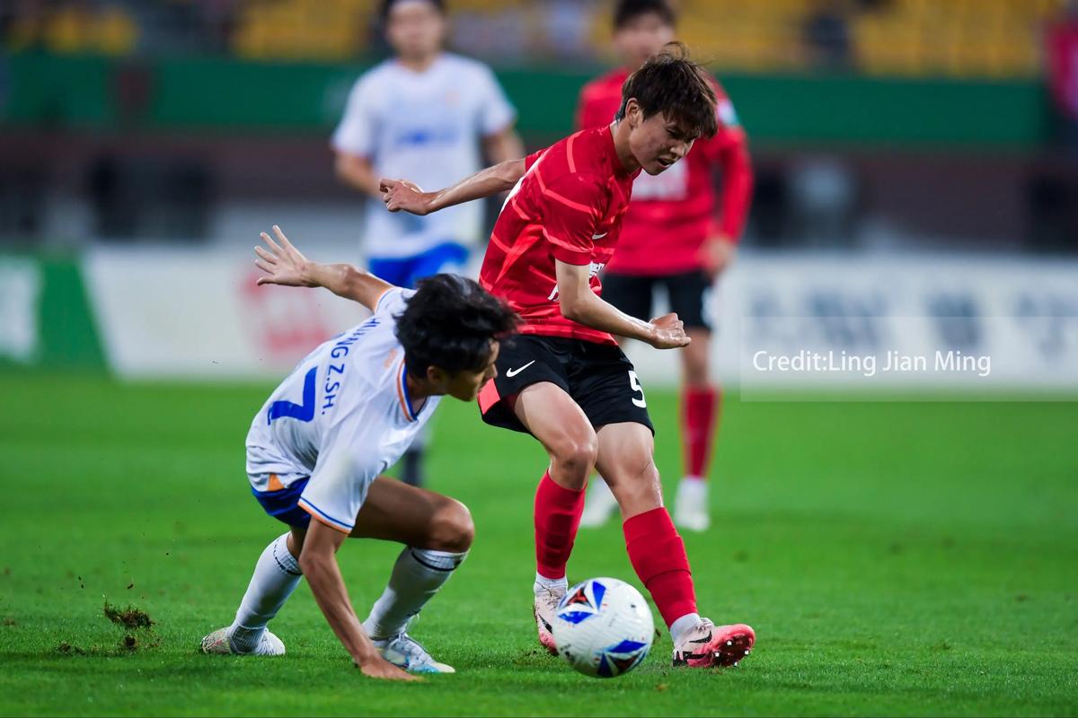 逐梦中乙·客场争锋 | 成都蓉城希拉谷客场对阵武汉三镇B队