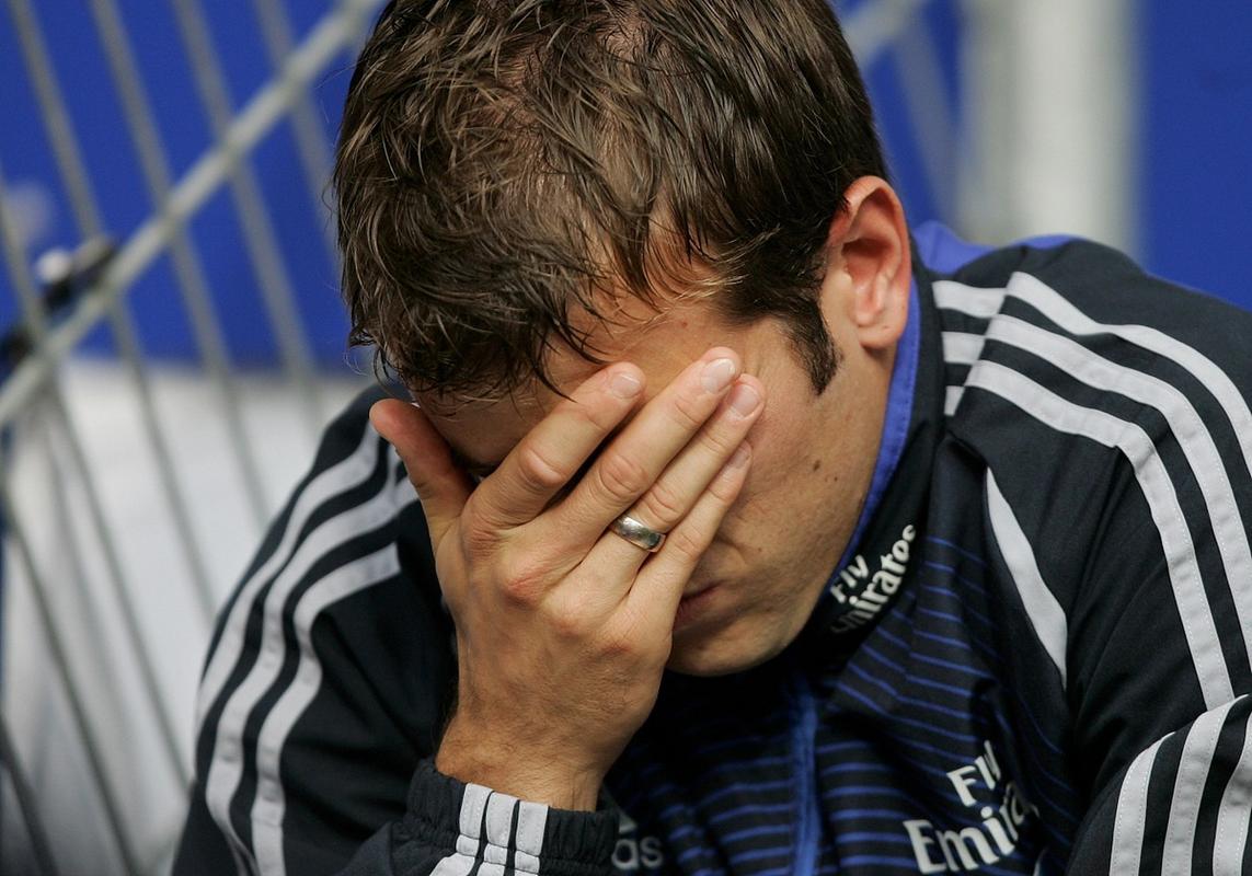 无缘欧冠四强!记者晒索博谢场画面:球员神情明显很沮丧