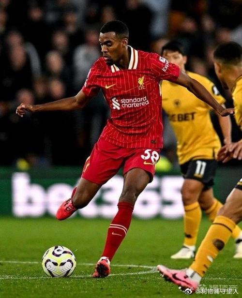 赫拉芬贝赫:这个赛季真的很艰难,我只希望能尽可能体面地收尾