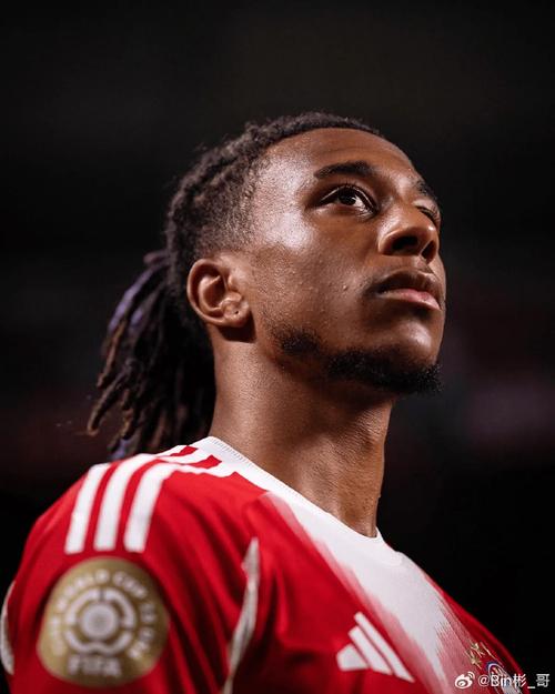 队报称赞奥利塞:场上大杀四方,场下性格低调,在拜仁广受好评