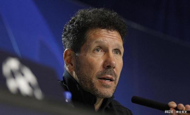 记者：弗里克赛前拒绝与西蒙尼握手，赛后两人也没有打招呼