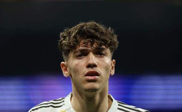 龙赛罗:若我是阿韦洛亚会让皮塔奇首发,而非状态起伏的卡马文加