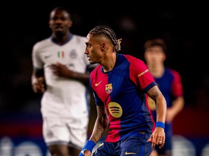 声称比赛被“偷走”！阿斯：拉菲尼亚或因不当言论遭欧足联处罚