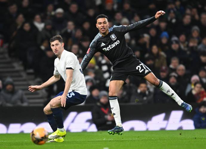 2500万年薪无球可踢！亚冠出局+联赛被撤报名 努涅斯赛季提前结束