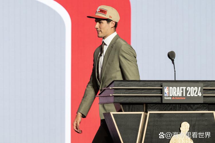 乌度卡谈谢泼德第一次季后赛之旅:第一场会紧张 但很快就会适应