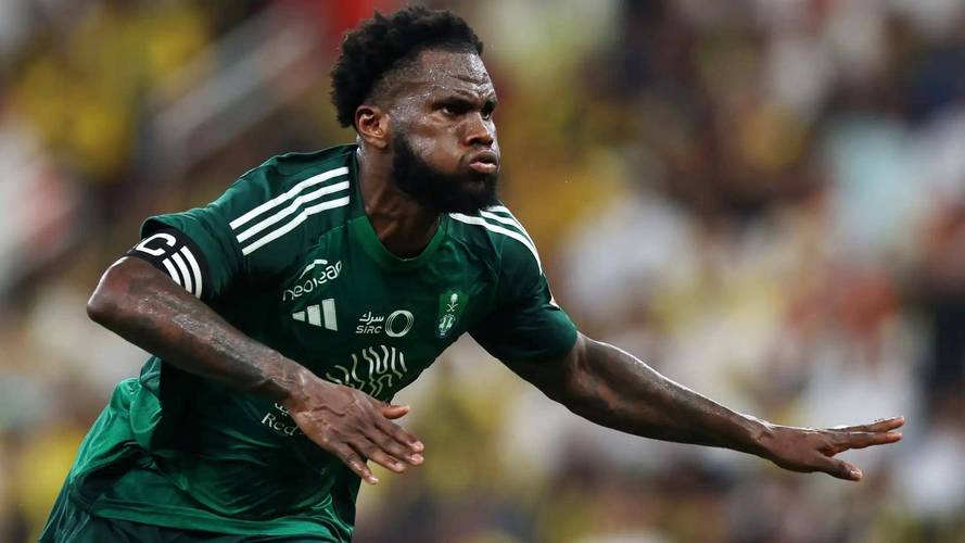 评论员：伊劳拉也许会选择水晶宫这类俱乐部，而非去顶级豪门球队