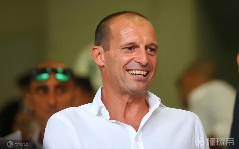 罗体主编：我觉得阿莱格里是抗压王，他能顶住所有侮辱和批评