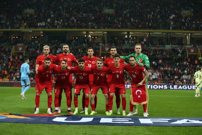 阿斯：土耳其球迷为居莱尔的表现感到自豪，亨利也盛赞其水平