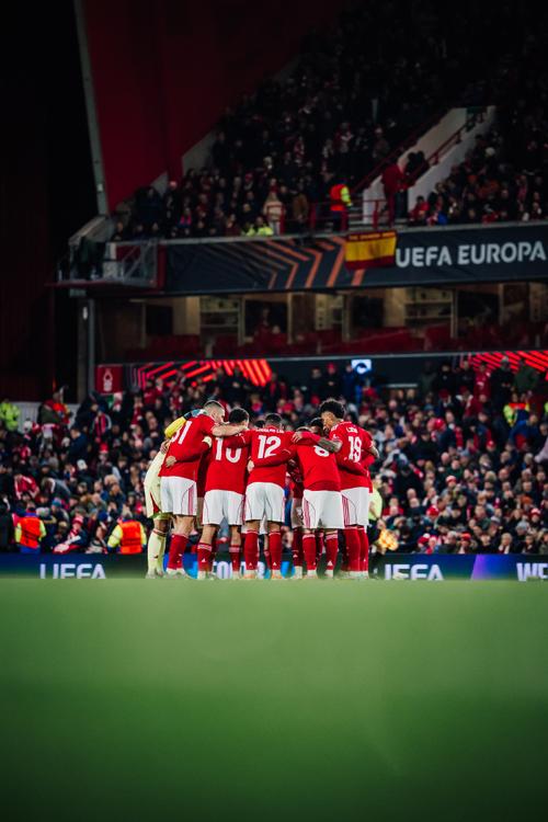 淘汰波尔图晋级欧联4强！诺丁汉森林42年来首进欧战半决赛