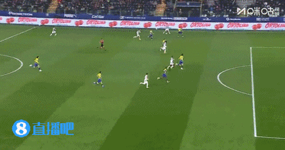 昔日豪门如今在次级联赛保级，斯洛文尼亚球球迷愤怒踢飞看台座椅