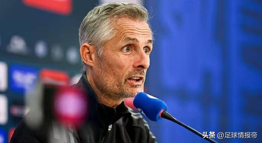 争冠准备重返德甲！沙尔克10轮不败领跑德乙，剩4轮领先第3名6分