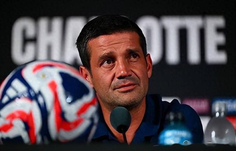 奥古斯托：在上赛季结局不如人意后，齐沃带来了我们所缺少的东西