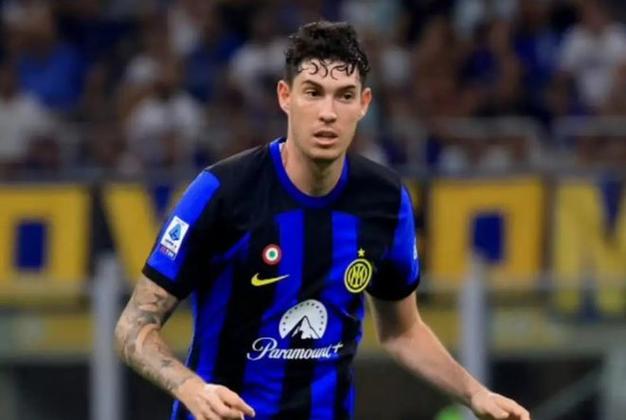 世体：巴斯托尼不会考虑英超或其他报价，他只愿为巴萨离开国米