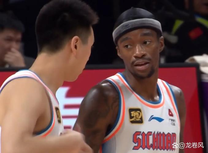 媒体人：NBL合肥狂风大外援阿格拉瓦尼斯近期收到CBA球队报价