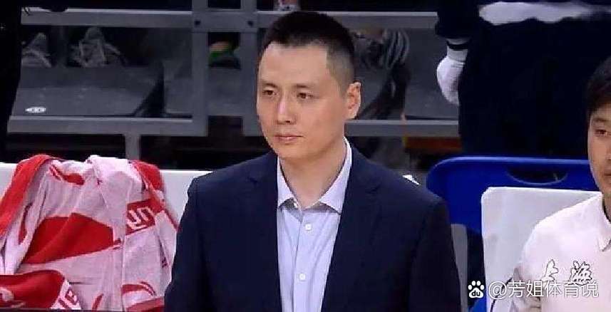 卢伟：我们非常相信现有的四个外援 但目前伤病是最大的困难