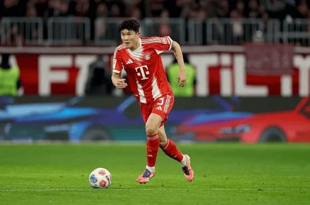 德天空：拜仁愿听取金玟哉的报价 若有合适报价伊藤洋辉或被出售