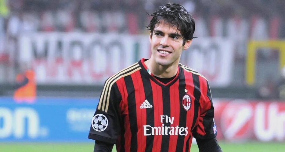 出战对阵墨西哥传奇赛打进1球，卡卡：代表巴西始终是一种荣耀