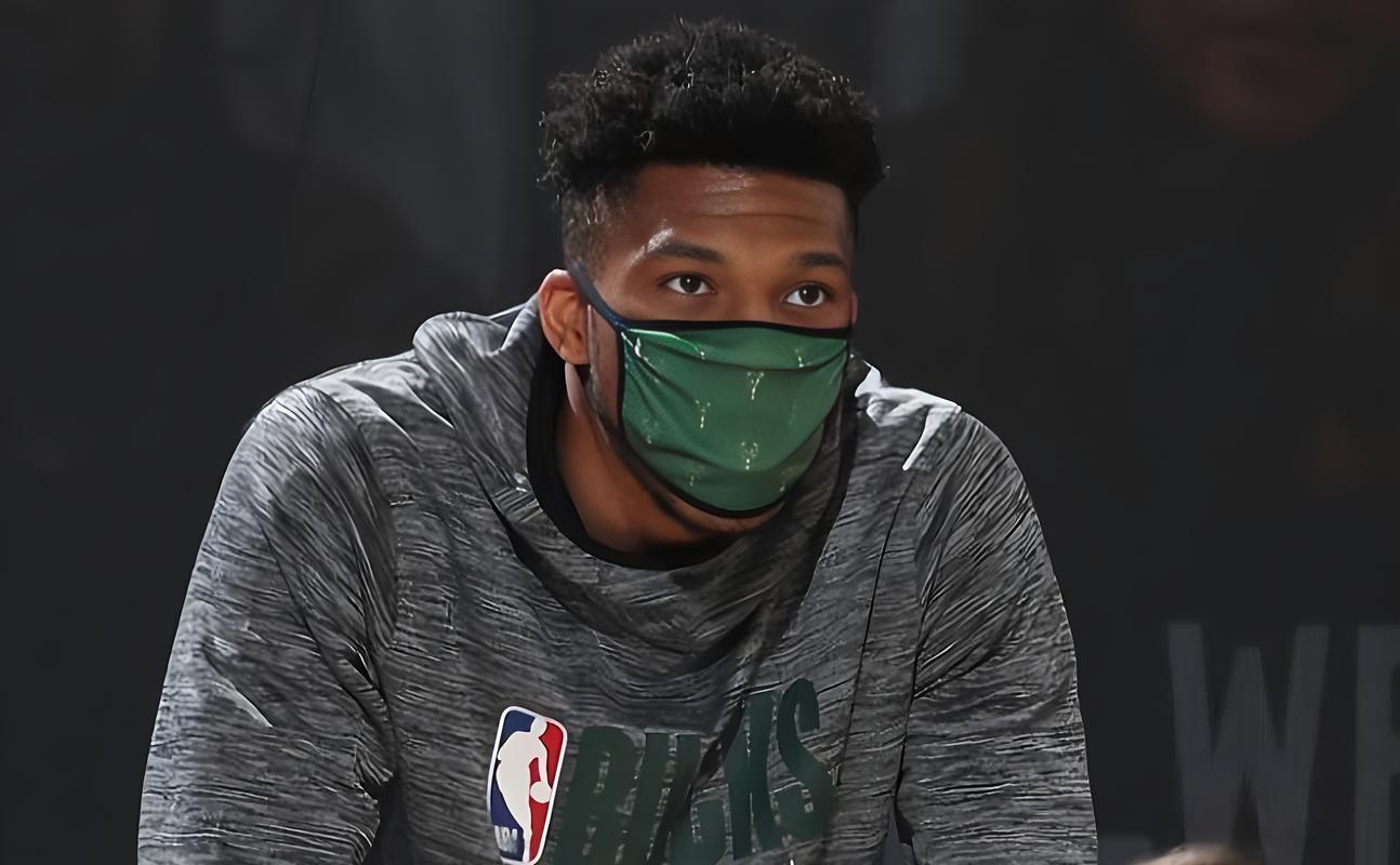 队记：雄鹿正在认真考虑聘请前灰熊教练詹金斯担任球队新主帅！