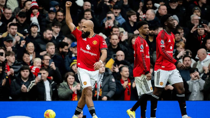 帕克：曼联帅位不一定需要大牌教练，卡里克赢得欧冠资格就该留任