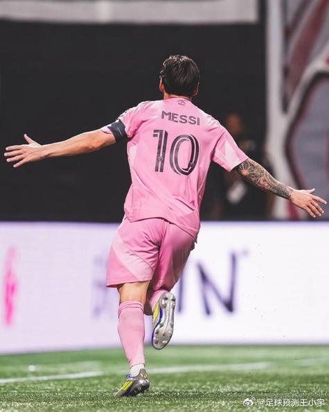 利物浦旧将：梅西从不丢球像外星人 我最美好时刻是攻破皇马大门