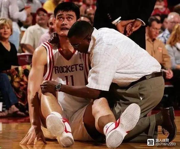 小克林斯曼自宣赛季报销：脊椎在比赛中骨折 希望球队一切顺利