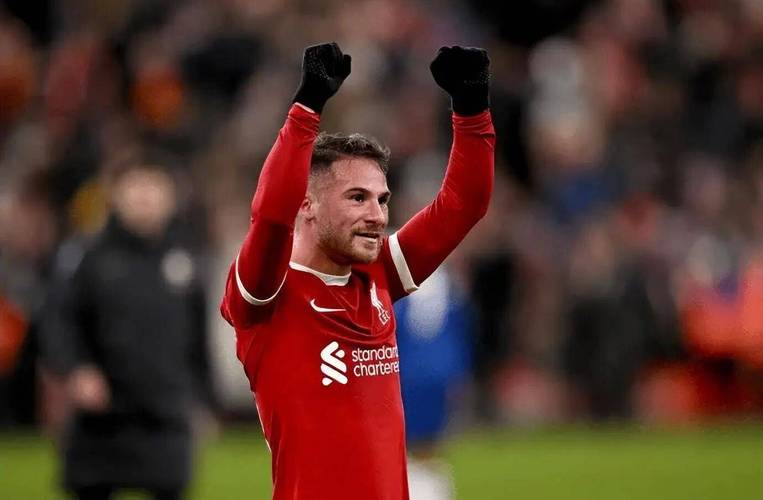 米体：利物浦加入穆阿尼争夺战，球队寻求在夏窗进行补强